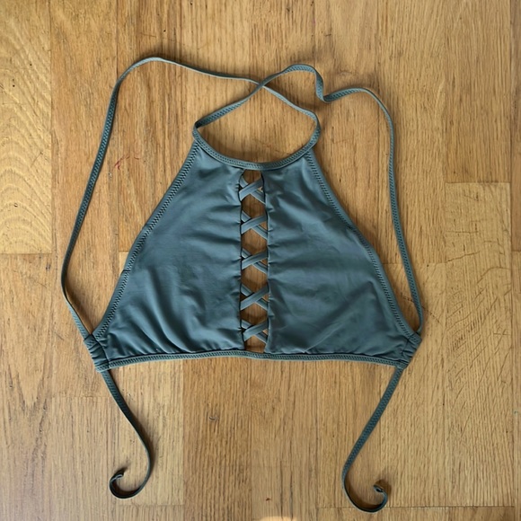 Swim suit top - Picture 2 of 5